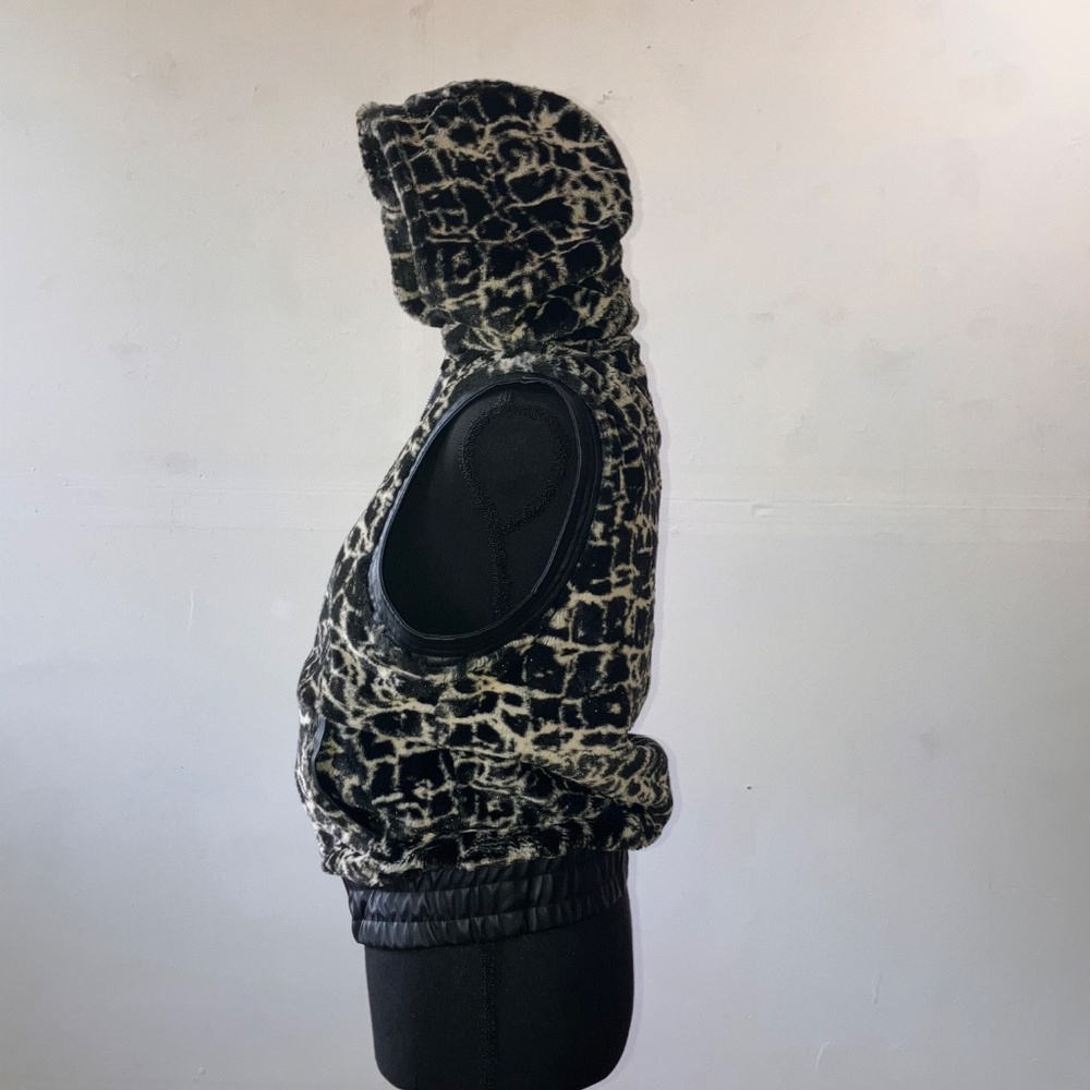 YMI Plush Animal Print Hooded Vest - Picture 10 of 12